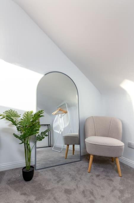 The Stylish 3-Bedroom Maisonette Retreat Stirling Exterior foto